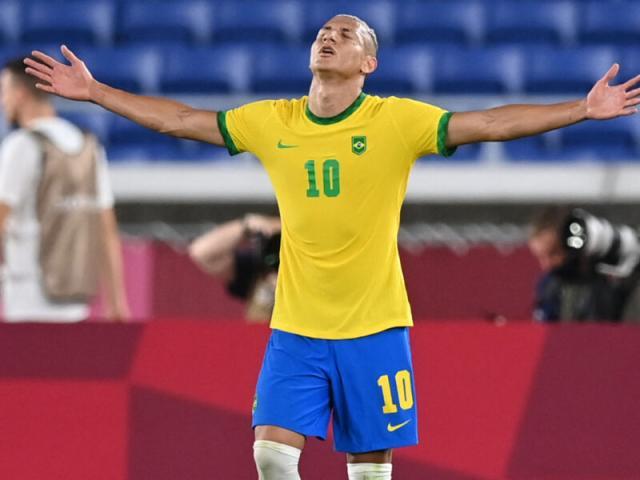 华体会体育-戴帽立功的理查利松 跟内马尔有一个“10号之约”